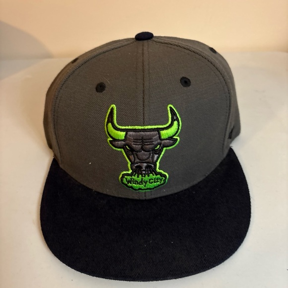 Chicago Bulls Windy City 47 Brand Dark Gray and Black Hat with Neon Green Logo - Picture 1 of 9